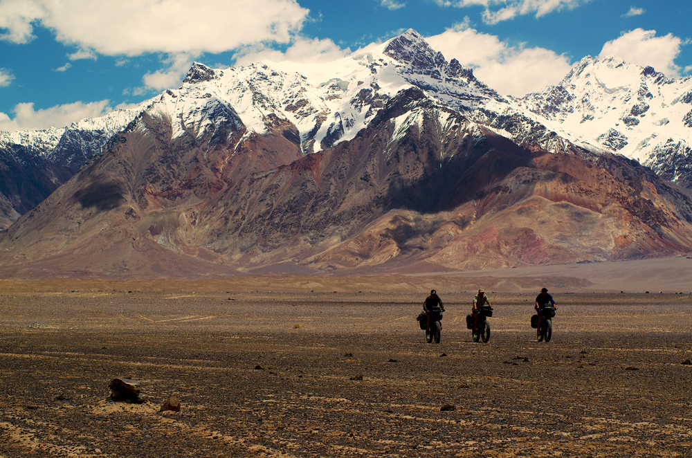 TADJIKISTAN, LES ŒUVRES DU PAMIR